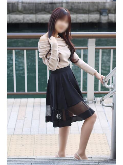 ことみ 奥鉄オクテツ大阪（駅待ち合わせ型人妻デリヘル）