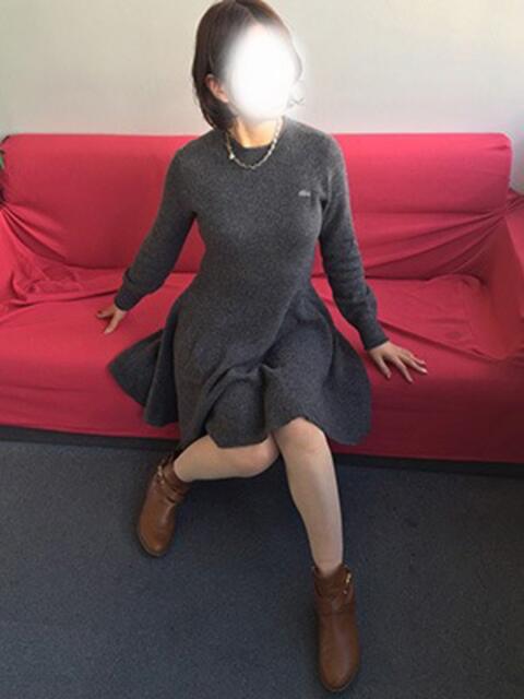 らら 阪神人妻花壇（人妻デリヘル）