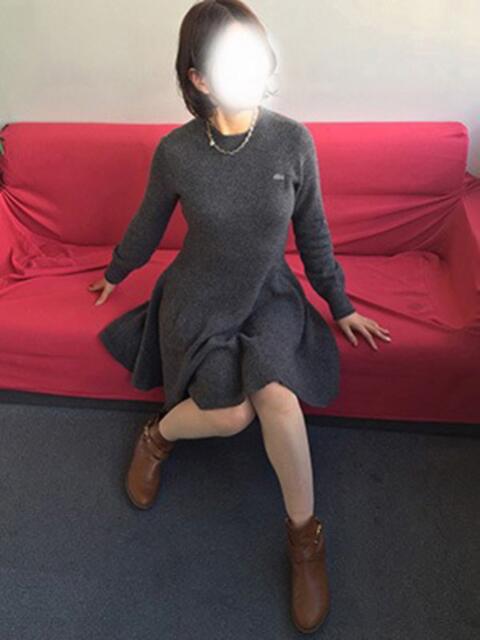 らら 大阪人妻援護会（人妻デリヘル）