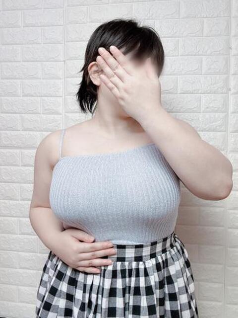 めろん 小倉ぽっちゃりデリヘル　ぷにぷにぷりん（ぽっちゃりデリヘル）