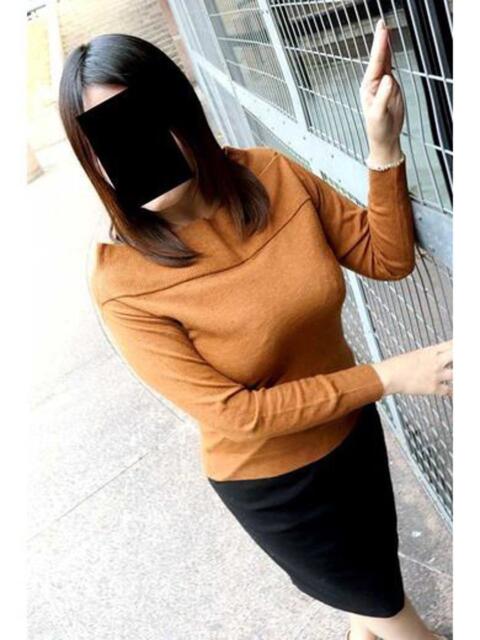 ともみ 逢って30秒で即尺(人妻・熟女待ち合わせデリヘル)