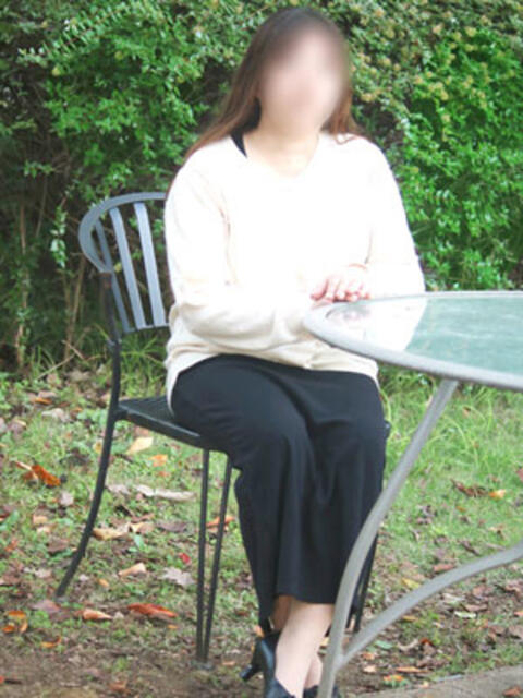 えみ 完熟ばなな 立川（熟女系デリヘル）