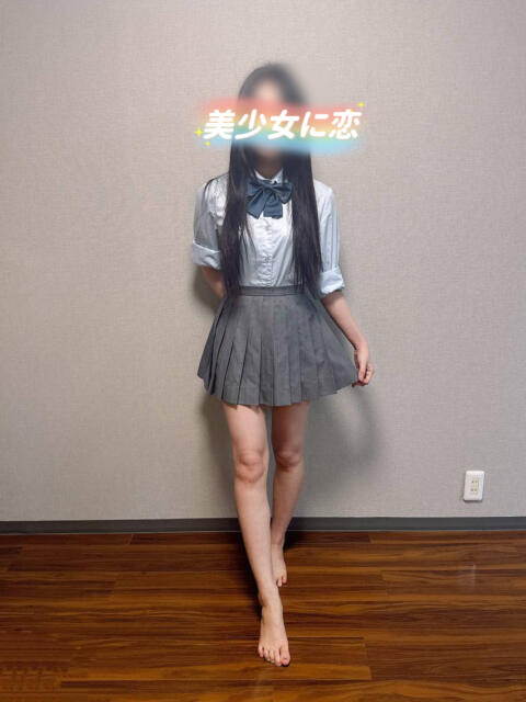 イズミ 美少女に恋（アジアンデリヘル）