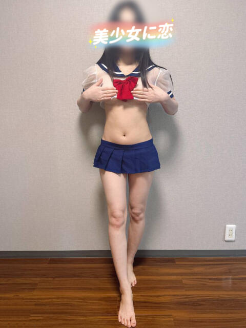 イズミ 美少女に恋（アジアンデリヘル）