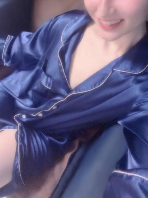 琥珀きら 癒しのマダム（【非風俗】メンズエステ）