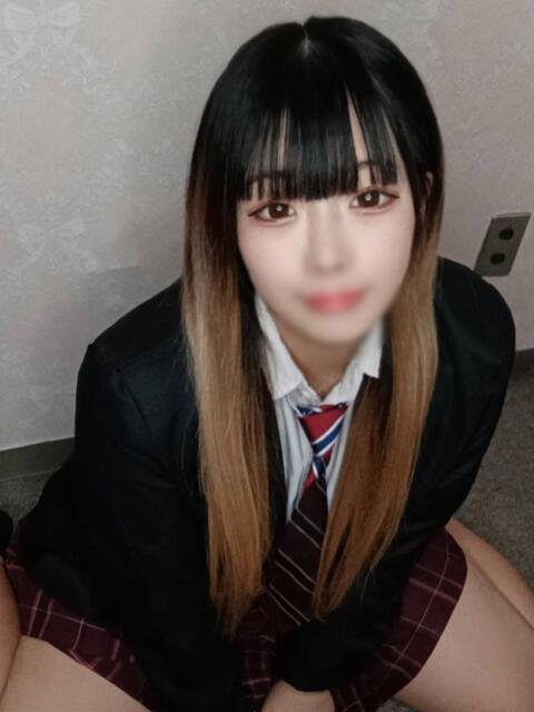 わかな とある風俗店♡やりすぎさーくる新宿大久保店♡で色んな無料オプションしてみました（デリヘル）