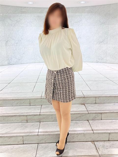 舟崎 美紀 昼妻夜 滋賀店（駅待ち合わせ人妻デリヘル）