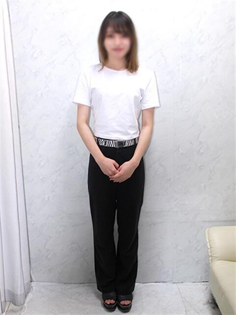 なぎさ 渋谷くいーんず（素人専門ホテヘル＆デリヘル）