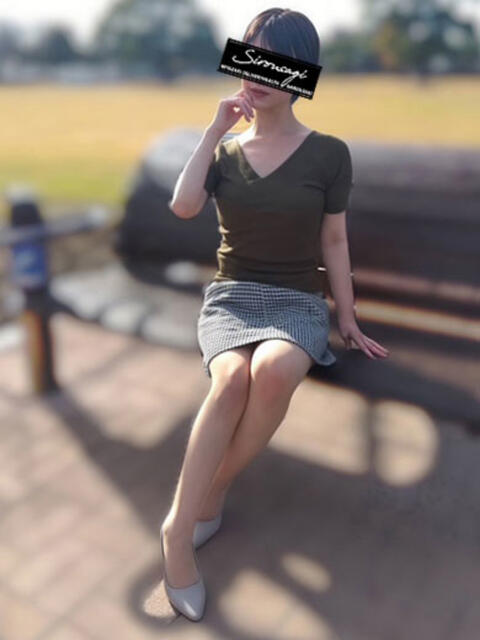 まゆ しろうさぎ（人妻デリヘル）