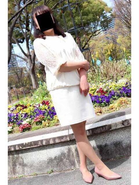 ちか 逢って30秒で即尺（人妻・熟女待ち合わせデリヘル）