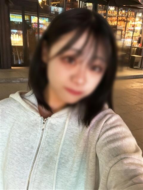 ちひろ 渋谷くいーんず（素人専門ホテヘル＆デリヘル）