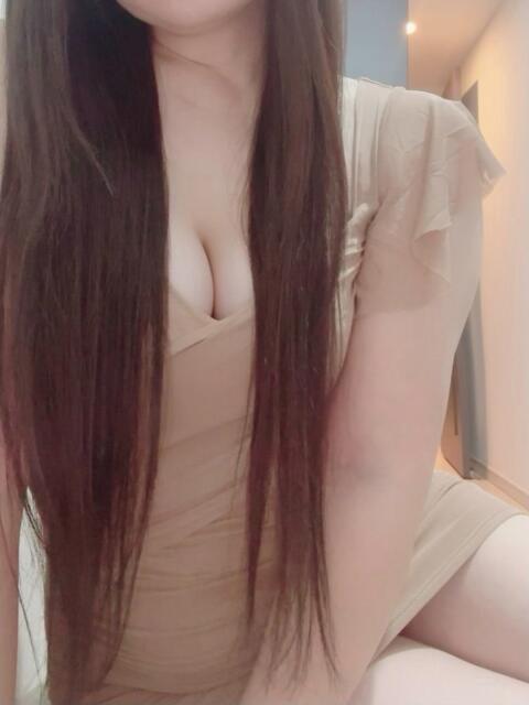 渚-なぎさ- Mrs.Gold Tiara-ミセスゴールドティアラ-（【非風俗】メンズエステ）