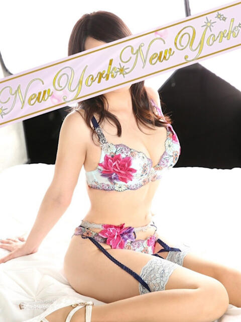 さりな ニューヨークニューヨーク（人妻熟女専門ヘルス）