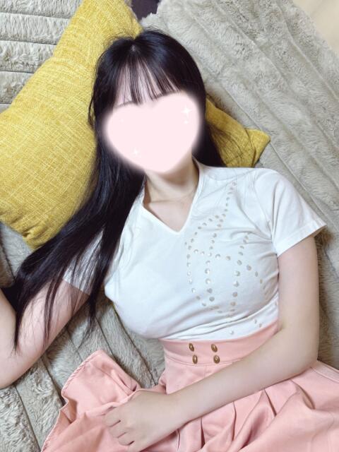 りり 池袋S級素人派遣型東京美少女物語（派遣型リフレ）