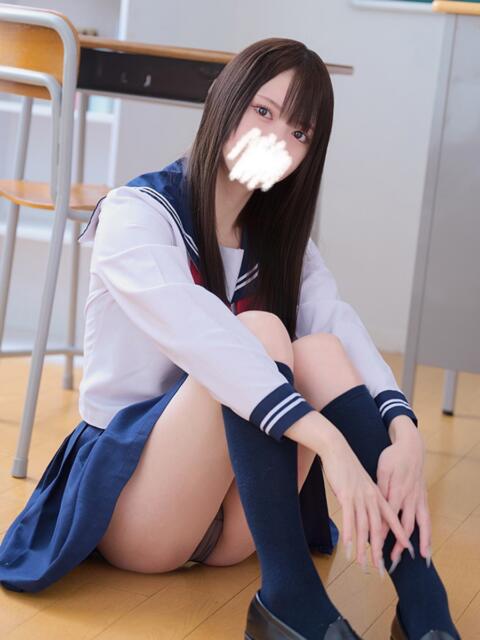 鈴音　りか 妄想する女学生たち 梅田校（ホテヘル）