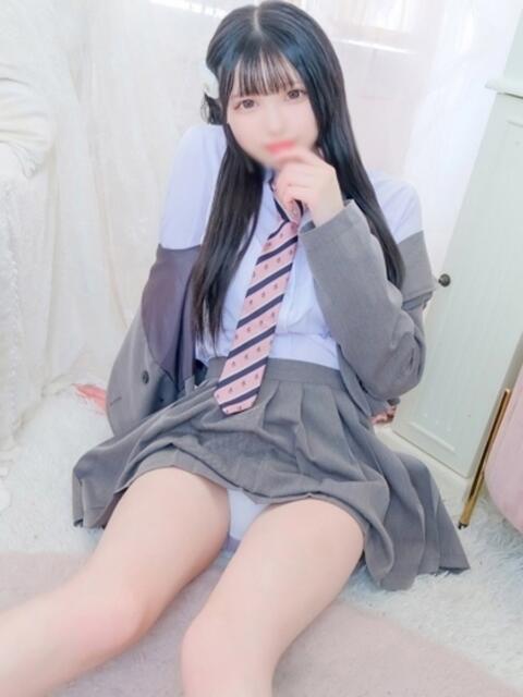 りこ E+アイドルスクール