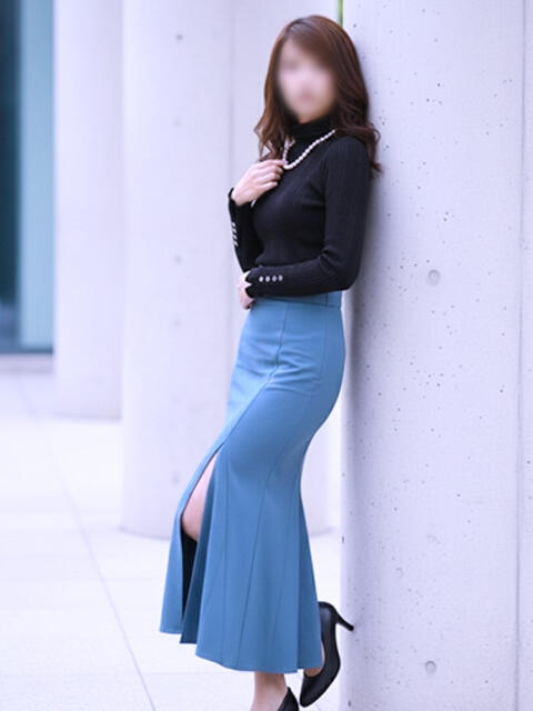 由奈 ミセスラウンジ東京（人妻系デリヘル）