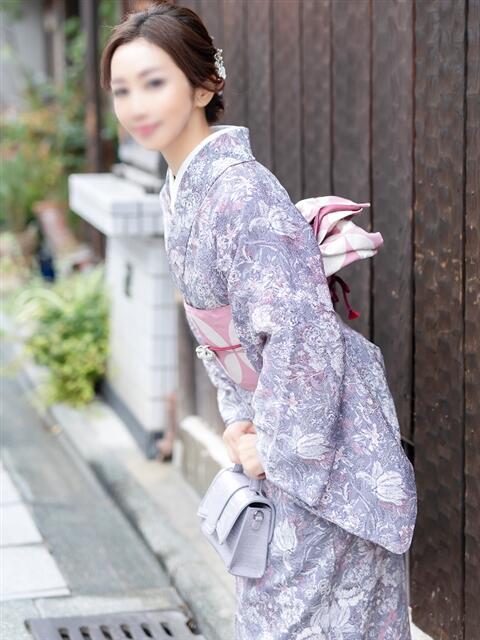 倉田 ミオン 熟女・人妻マダム宮殿（デリヘル）