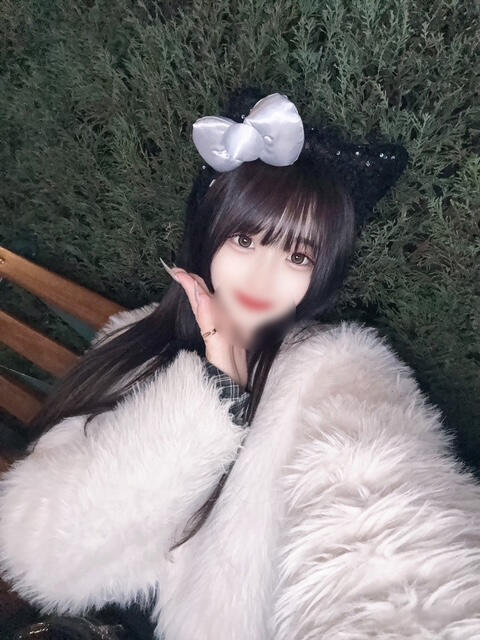 新人①番さん MOMO(モモ)（ソープランド）