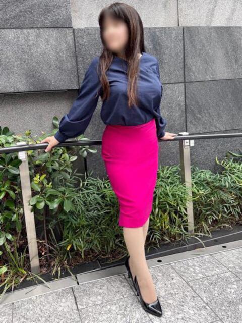 すず 新宿・新大久保おかあさん（熟女デリヘル）