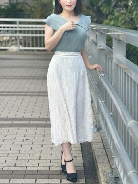 島田えな 月の真珠-五反田-（デリヘル（人妻若妻専門店））