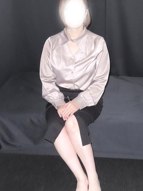 青葉 千奈津 熟女紹介センター鶯谷店（熟女デリヘル）