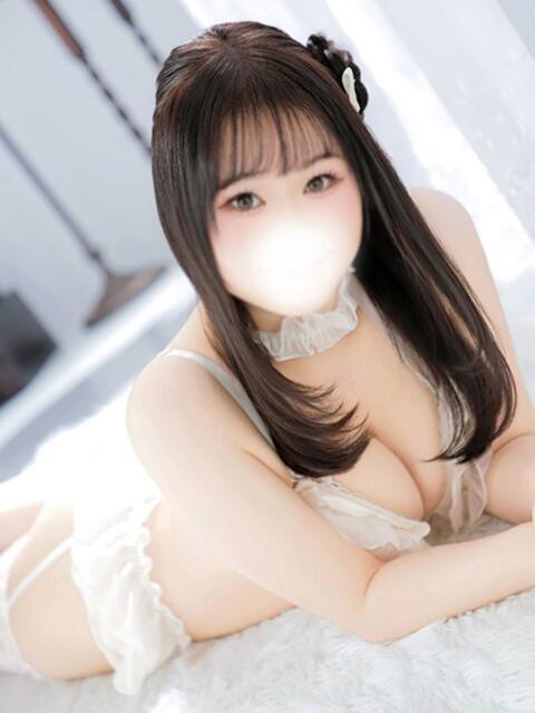 ましろ 白い巨乳（ホテヘル）