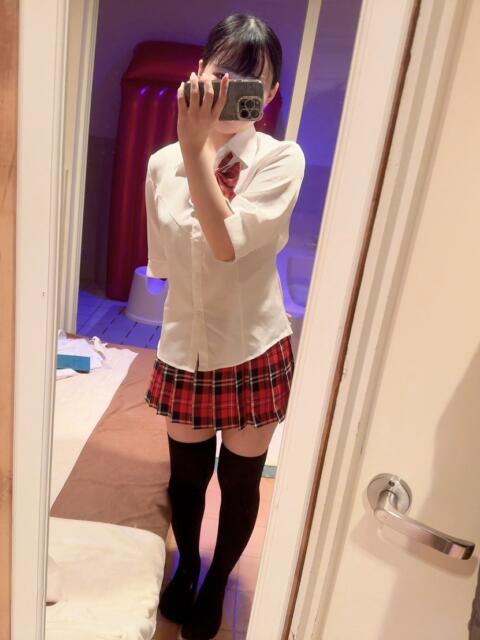 新人①番さん MOMO(モモ)（ソープランド）