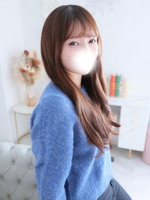 いおり★未経験！遅咲きの原石★ Bell～S級美女お姉様・人妻デリヘル～（デリヘル）