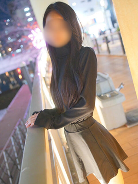 みや かりんと五反田（オナクラ）