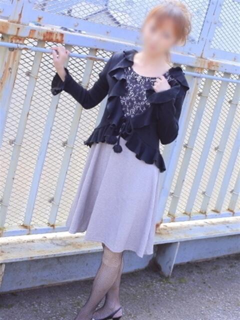 あやの 桃色奥様 柏の情事（人妻熟女デリヘル）