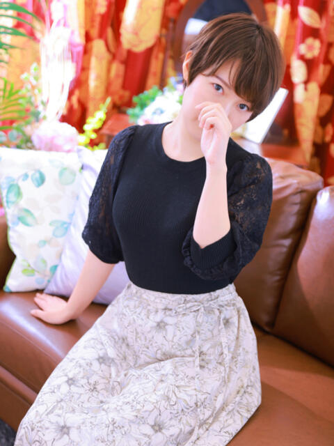 すずね 新橋・汐留人妻ヒットパレード（シンデレラグループ）（若妻デリヘル）