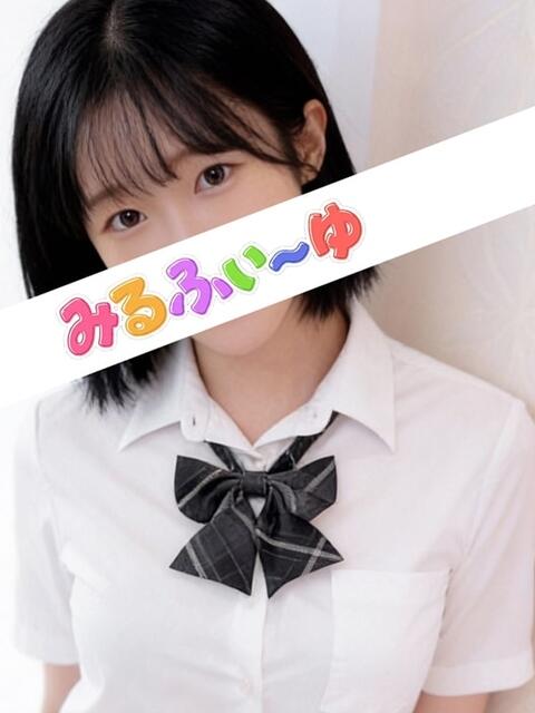 美波さら みるふぃーゆ（【非風俗】派遣型メンズエステ）