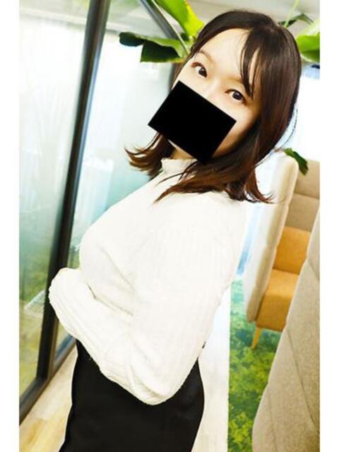 もね 逢って30秒で即尺（人妻・熟女待ち合わせデリヘル）