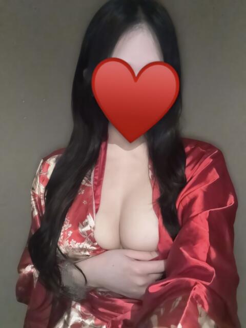 もえか 仮面舞踏会（セクキャバ）