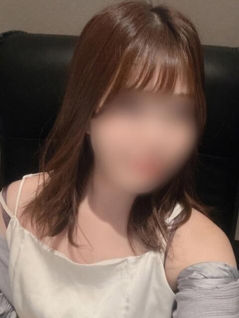 しおり 三つ乱本館（ファッションヘルス）