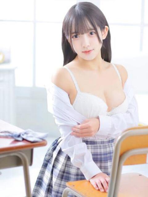 月宮ひかる 池袋パラダイス（ホテヘル＆デリヘル）