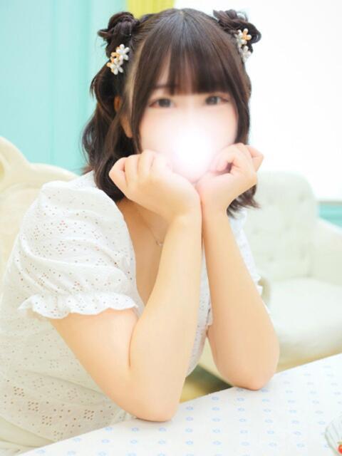 きあら 白い巨乳（ホテヘル）