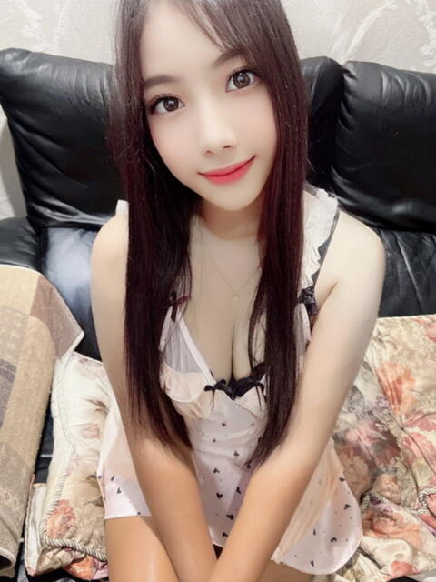 えりか 巨乳CLUBミルク（アジアンデリヘル）