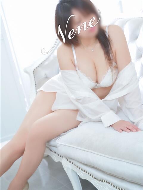 ねね 西船人妻花壇（人妻デリヘル）