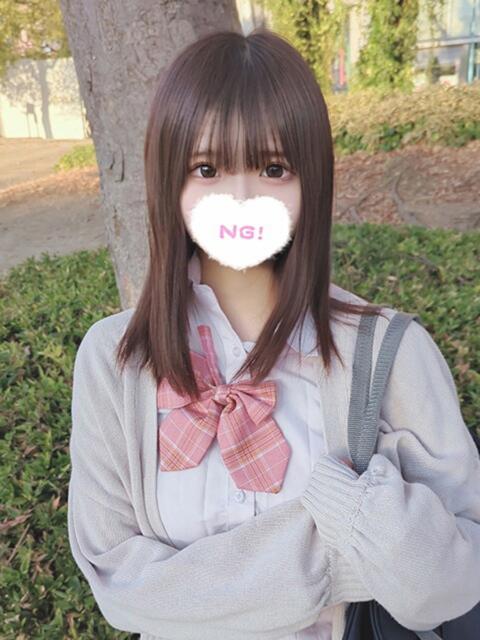 まゆ 学校帰りの妹に手コキしてもらった件 梅田（オナクラ）