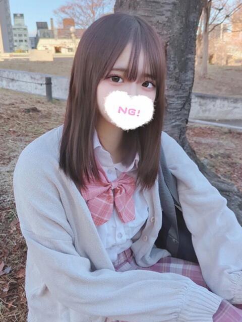 まゆ 学校帰りの妹に手コキしてもらった件 梅田（オナクラ）