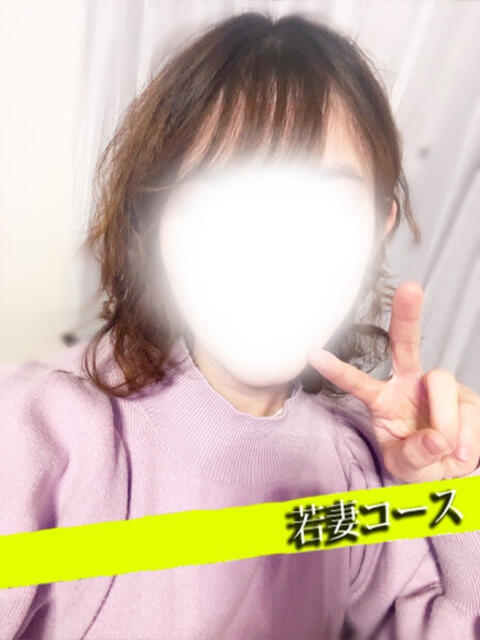さとみ 甲府人妻隊（人妻デリヘル）