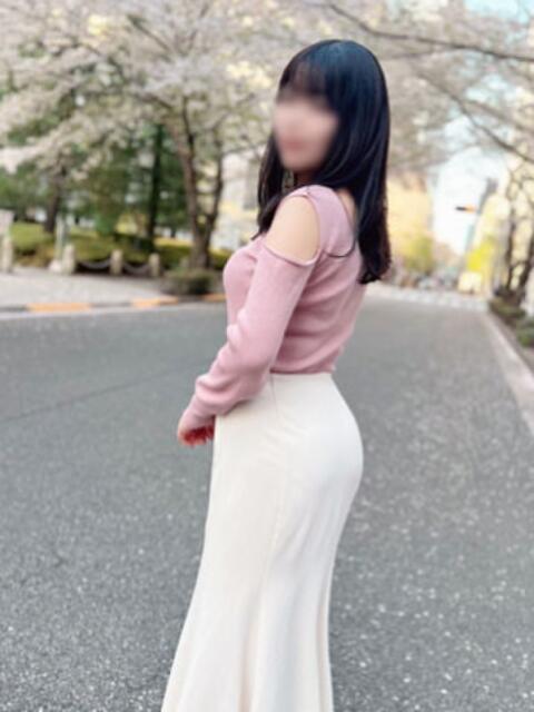 神田あお かりんと秋葉原（オナクラ・手コキ）