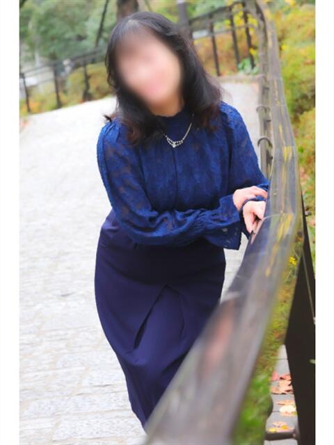 ここ 奥鉄オクテツ東京店（デリヘル市場）（駅待ち合わせ型人妻デリヘル）