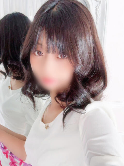 イチゴ秘書 秘書の品格 クラブアッシュ ヴァリエ（ファッションヘルス）