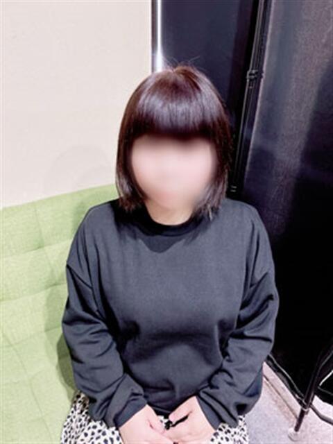 浅田　あゆみ ギン妻パラダイス 谷九店（人妻ホテヘル＆デリヘル）