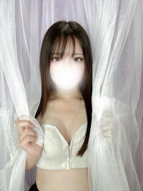 みおり 大久保ハンドメイド（派遣型オナクラ）