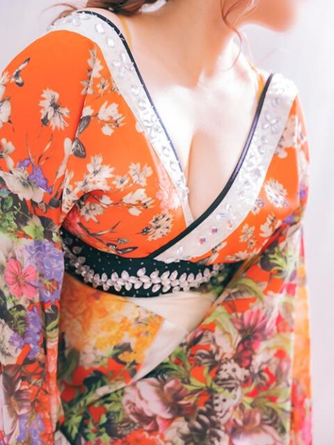 きき【マダム梅田】 ヴィヴィッド・クルーマダム・セカンドヴァージン十三店（セクキャバ）