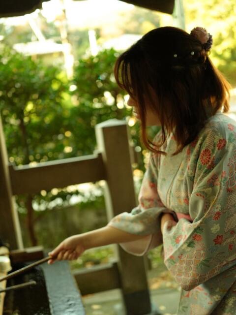 みなみ ノーパンエステ!?絶頂させる天使たち（風俗エステ）